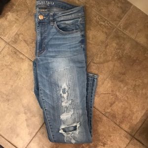 American Eagle Super Stretch Distressed Jegging